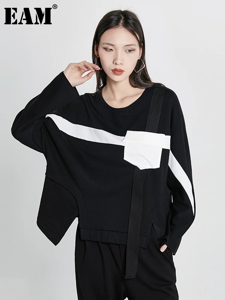 

[EAM] Women Black Color-block Irregular Big Size Casual T-shirt New Round Neck Long Sleeve Fashion Spring Autumn 2022 1DE7367