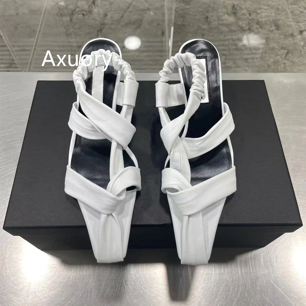 2023 New High heeled sandals Solid Color Pointed hollow design Genuine Leather Sexy Style High Quality High 7cm Fashion Style