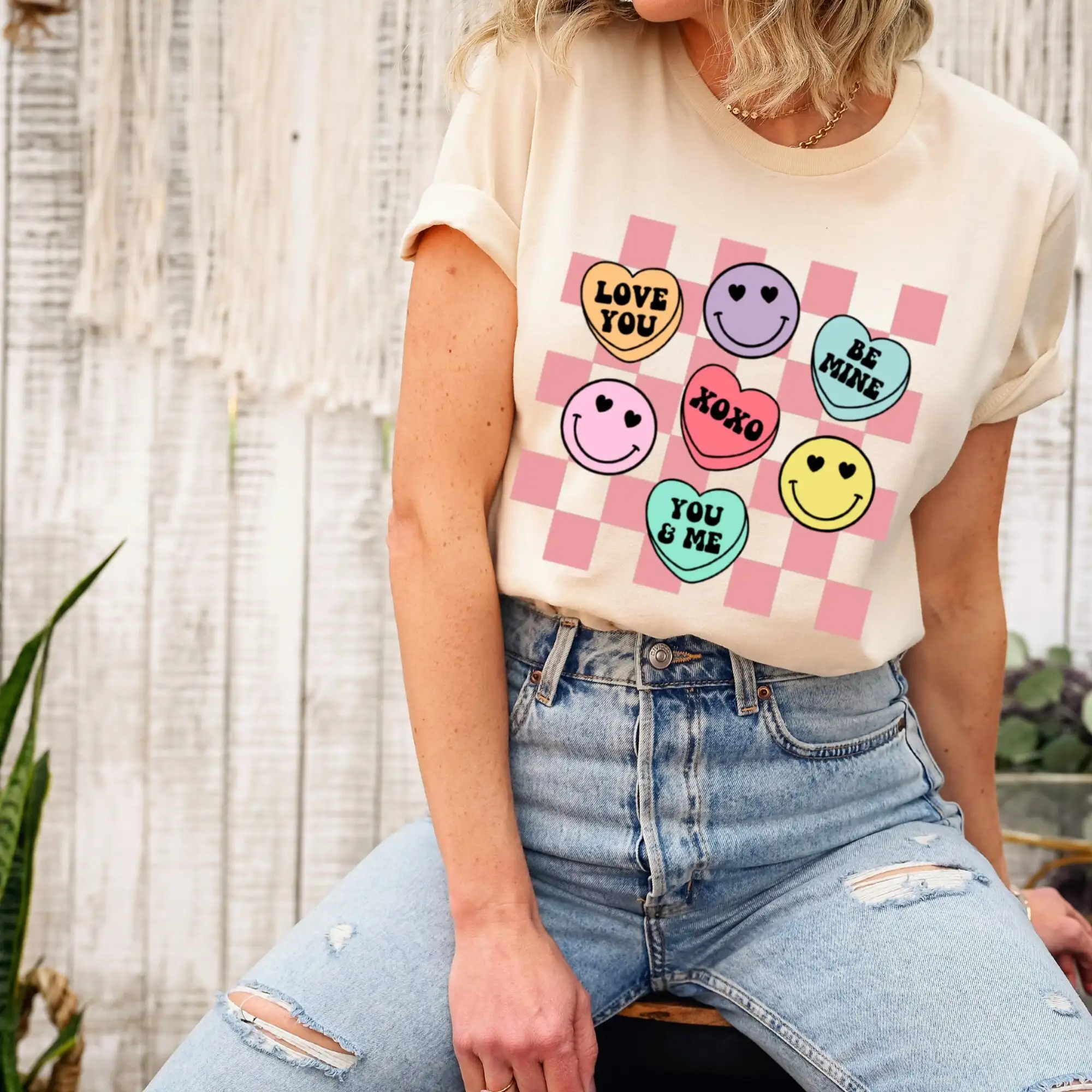 Футболка на День святого Валентина милый клетчатый узор с сердечками
