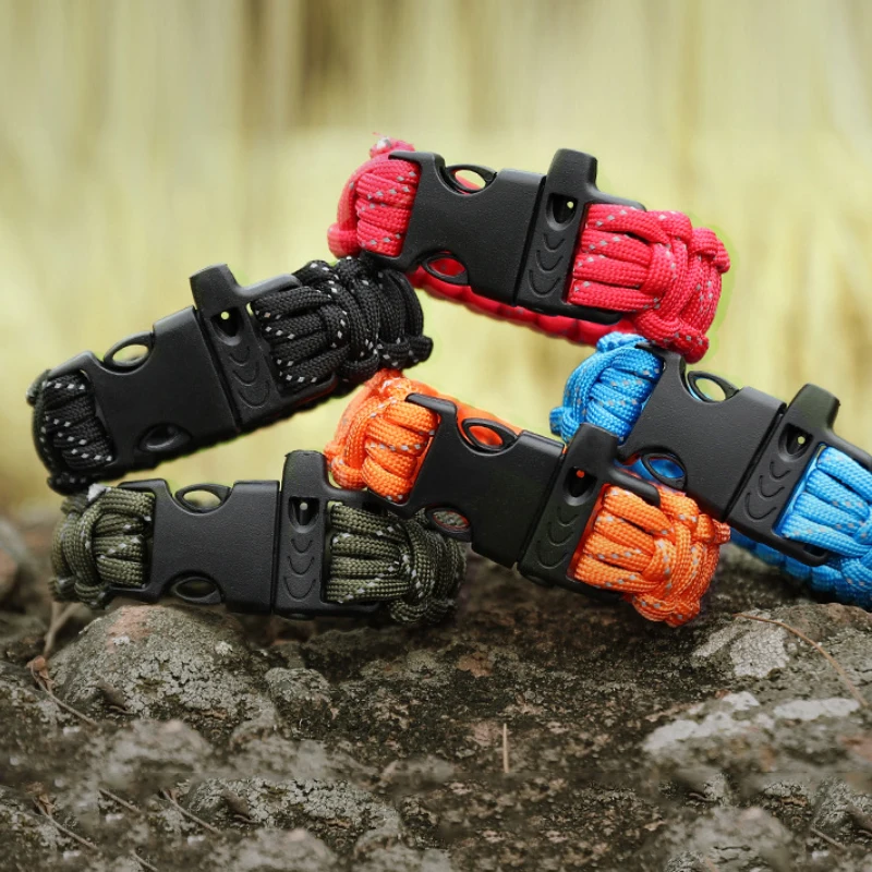 Camping Emergency Braided Adjustable Survival Bracelet Glowing Plaited Rope EDC Survival Saving Bracelet with Whistle Tools