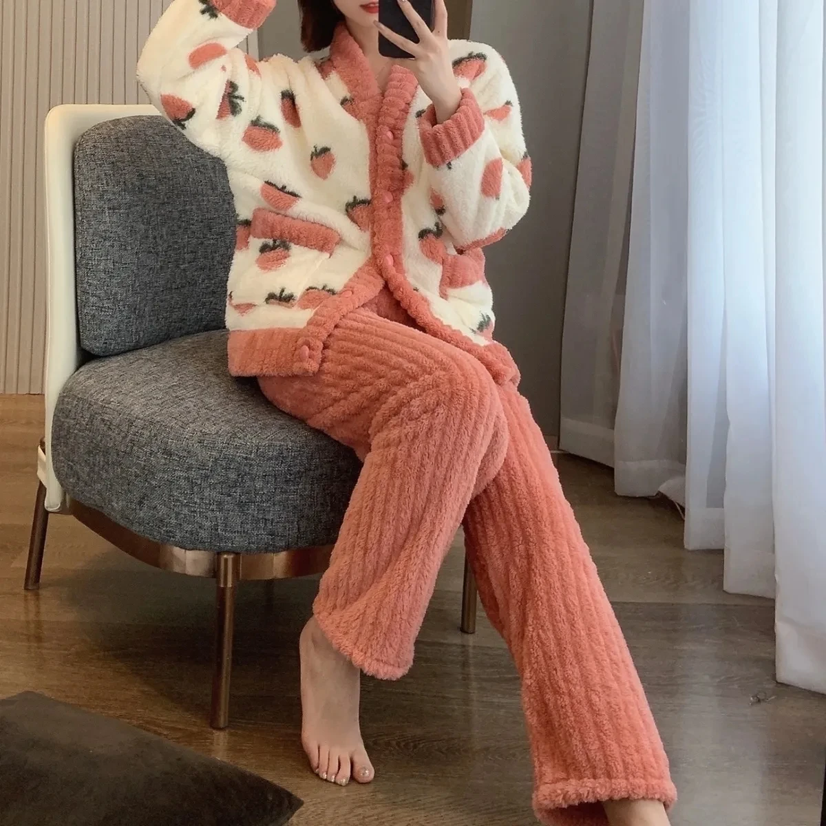 Autumn Winter Warm Flannel Women Pyjamas Sets Thick Long Sleeve Sleepwear Pajamas Set Long Sleeve Pockets Ladies Pyjama