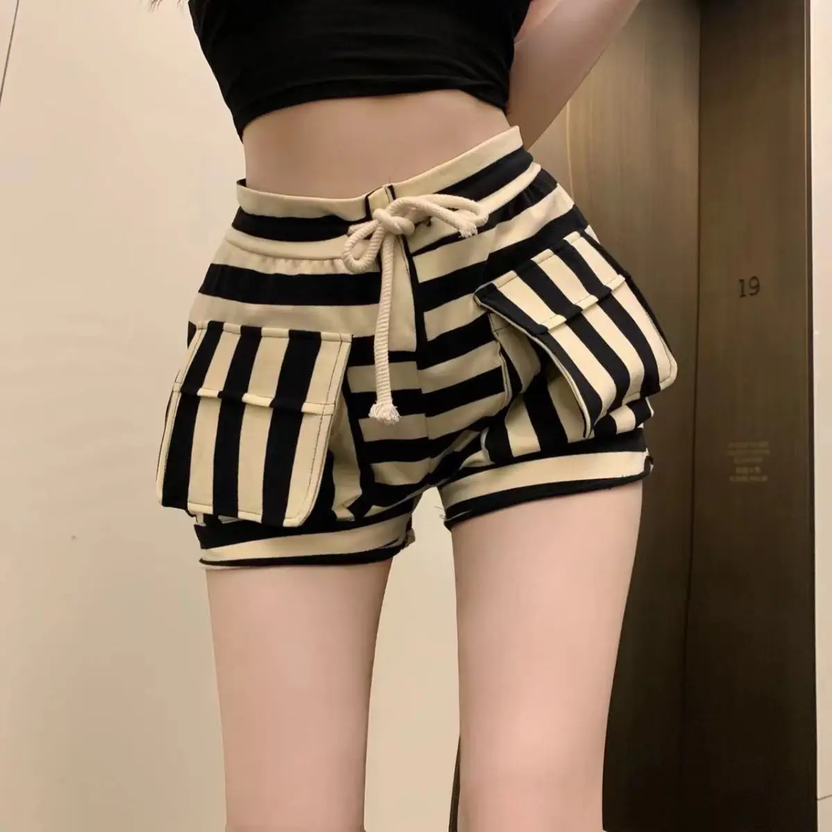 Striped Casual Shorts for Women 2023 New Summer Elastic Waist Loose Wide Leg Track Sweatpants Girls Students Short Femme
