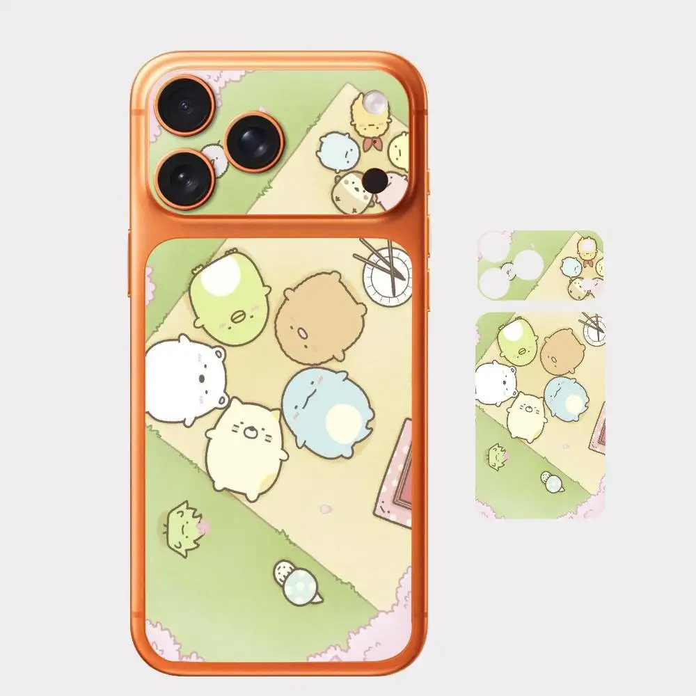Фото Милая защитная пленка с изображением персонажей S-Sumikko Gurashi для iPhone 17 Pro и 17 ProMax, устойчивая к царапинам. №3