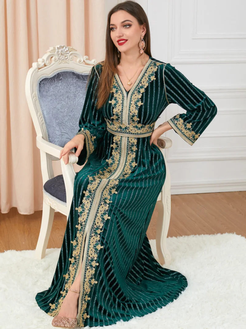 Muslims Sexy V-Neck Floral Embroidery Guipure Lace Panel Belted Kaftan Velvet Autumn Winter Women's Soft Evening Dress