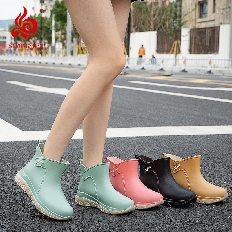 STRONGSHEN Fashion Women's Rain Boots Mid-Tube Waterproof Rubber Boots PVC Thick-Soled Plush Non-Slip Water Shoes Outdoor Shoes