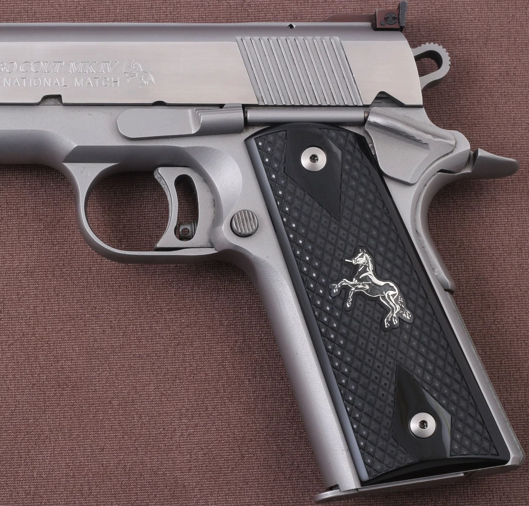 

Ksd Colt / Other 1911's Model Compatible Black Acrylic Grip for Replacement with Diamond Checkered Pattern & Silver Horse
