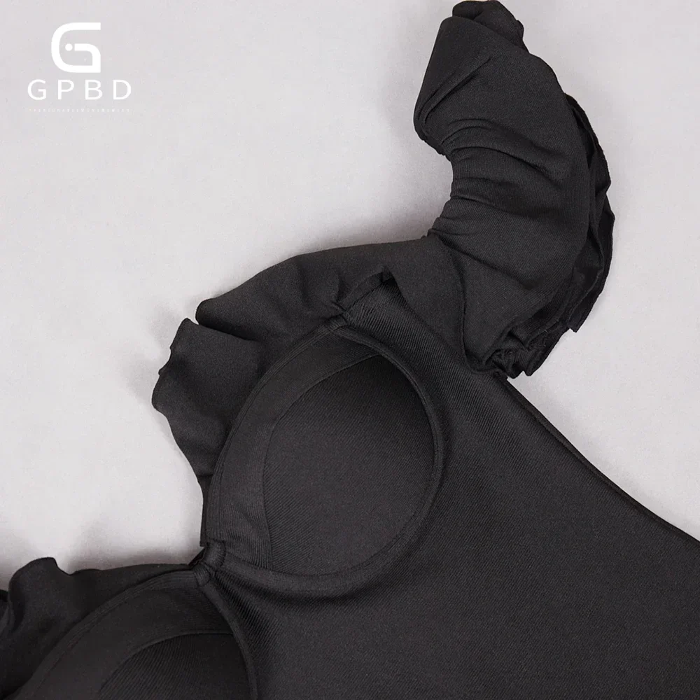 Сексуальный женский топ с открытыми плечами и рюшами на эластичной повязке