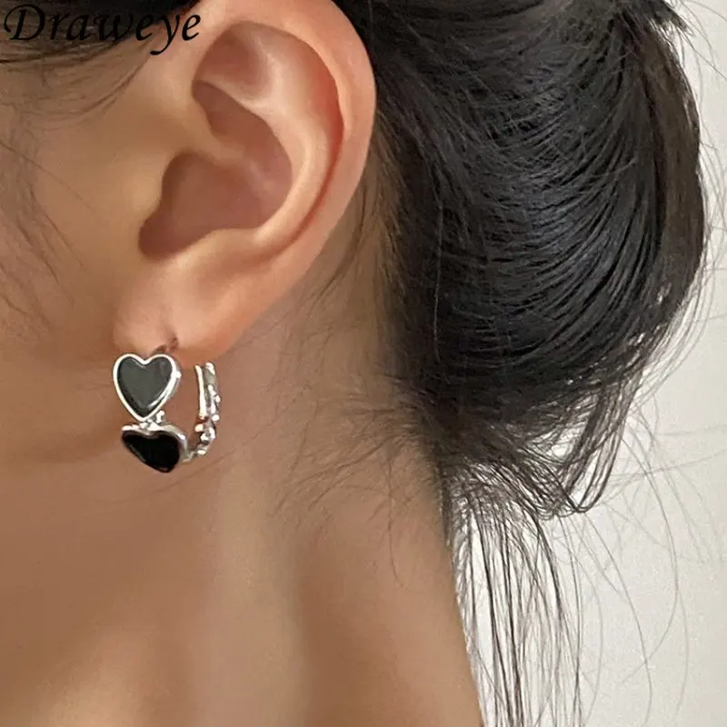 

Draweye Heart Jewelry for Women Black Y2k Fashion Vintage Hiphop Stud Earrings Gothic Punk Style Pendientes Mujer Accessories