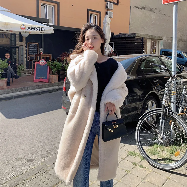 Winter Real Fur Coat Warm Women Long Coat Vintage Long Sleeve Thick Bear Coat Casual Loose Oversize Outwears Women's Full Wool