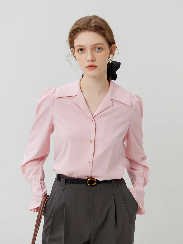 Блузка женская с длинным рукавом и воротником-стойкой на осень