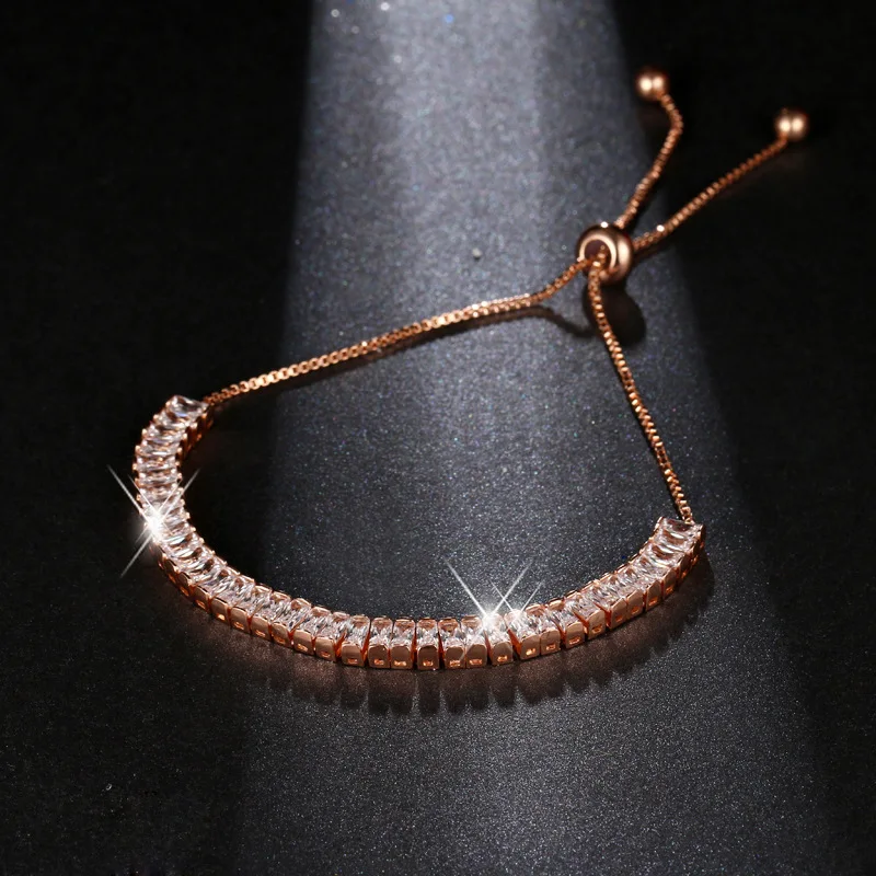 

Stylish Elegant Ladies Simple Rules Vertical Zircon Claw Chain 3A Zircon Sparkling High-End Bracelet Exquisite Wedding Dating Di