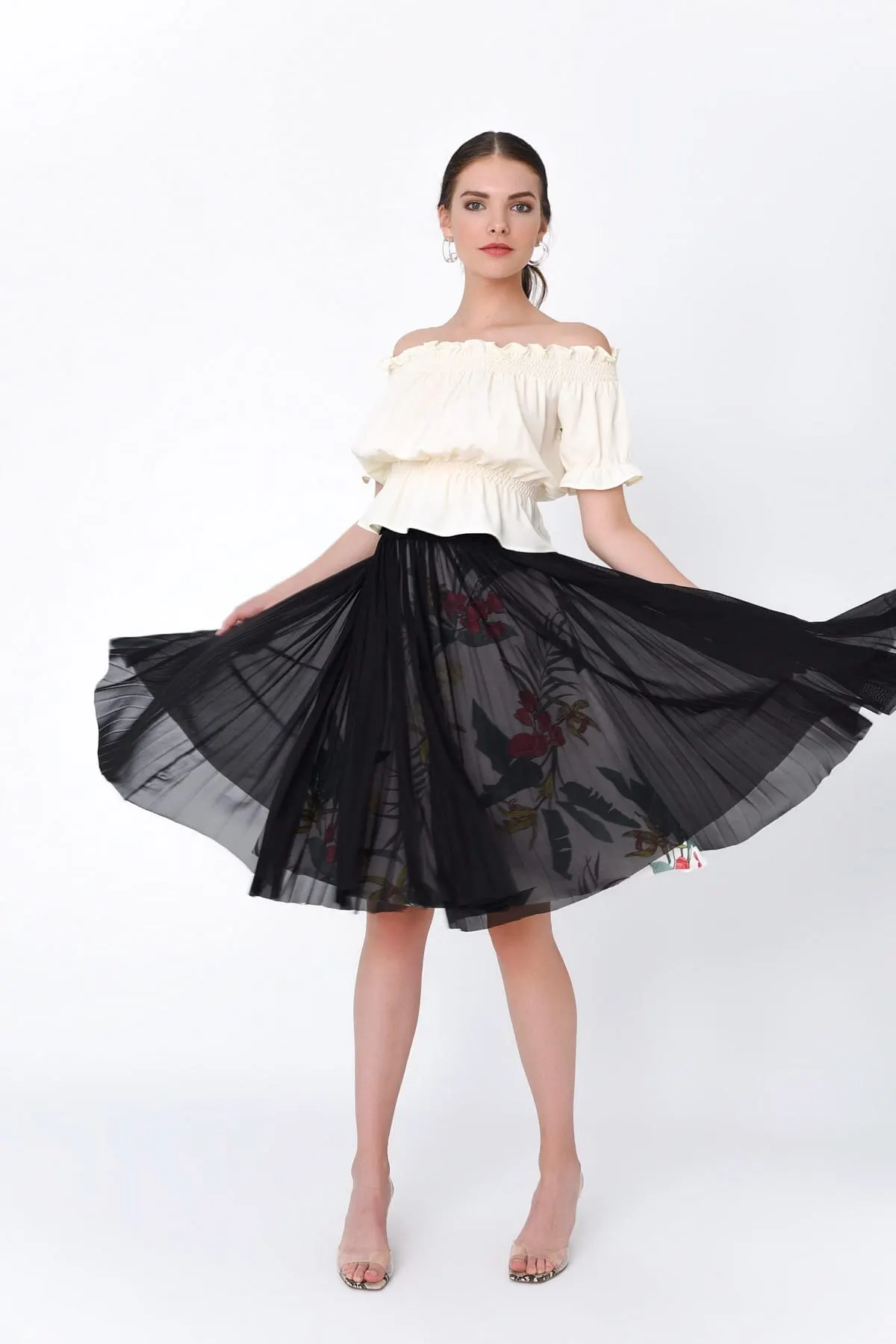 

Women's Skirt Black Printed Fabric Pleated Soley Skirt Summer Fashion Casual Short Sleeve Elegant Skirt