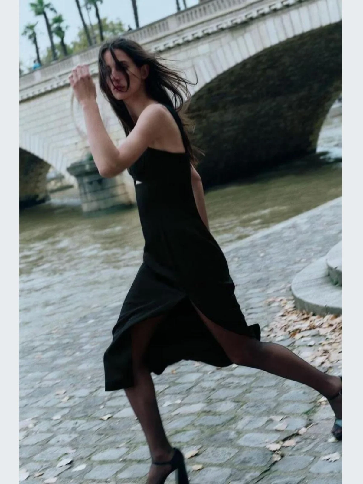 Za2024 осенне-зимняя новая женская одежда легкое роскошное платье миди с шелковой