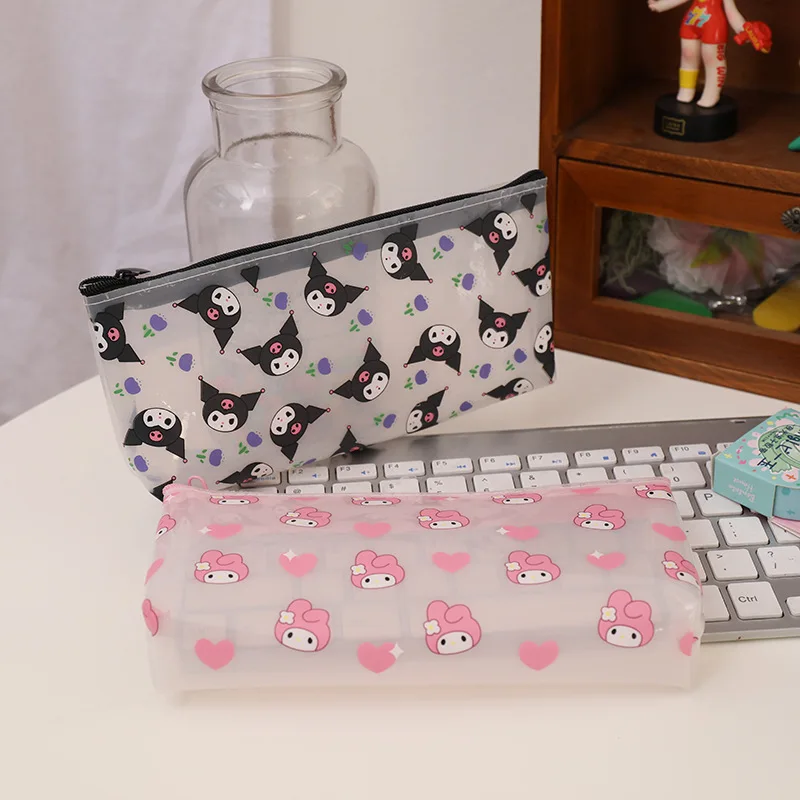 

Sanrio Transparent Pencil Bag Cute Kuromi Mymelody Cinnamorroll Printed Large-Capacity Stationery Box Cosmetic Bag Storage Bag