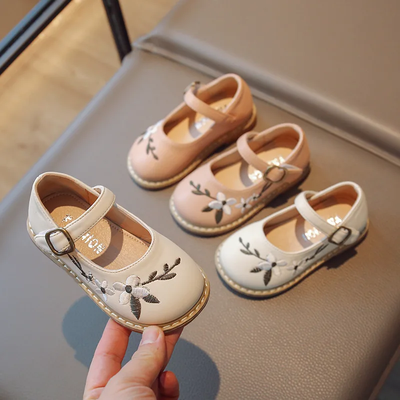 

Toddlers Shoes New Leather Flowers Party Princess Chic Flats Retro Spring 2023 Kids Girls Janes Sweet For Child Embroidery Mary
