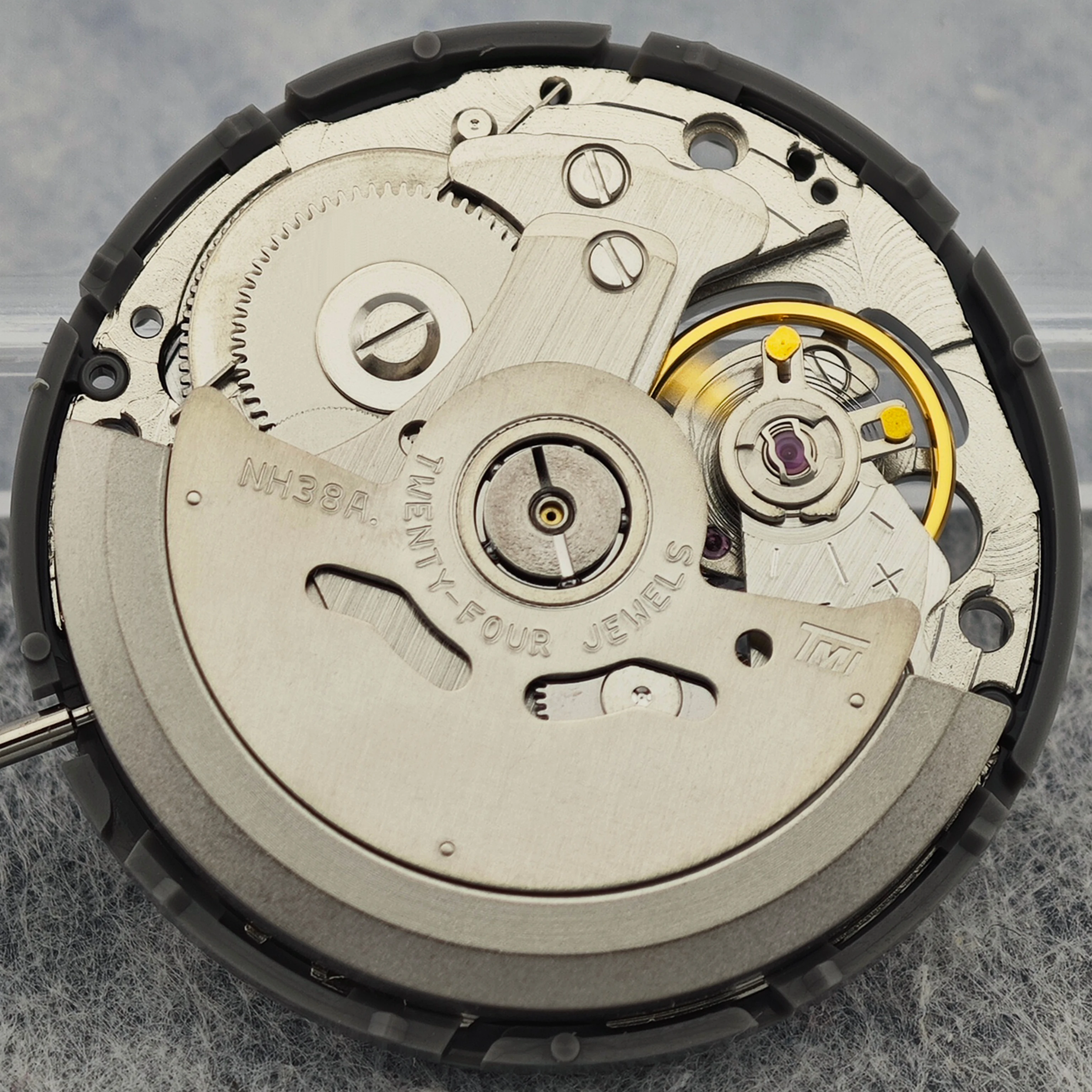 NH38 Оригинальный японский автоматический механический механизм с 24 драгоценными