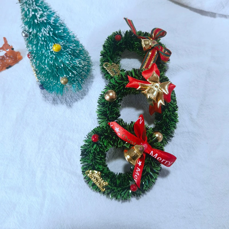 

1Pcs 6cm Mini Wreath Doll House Miniature Christmas Tree Wall Decoration Accessories