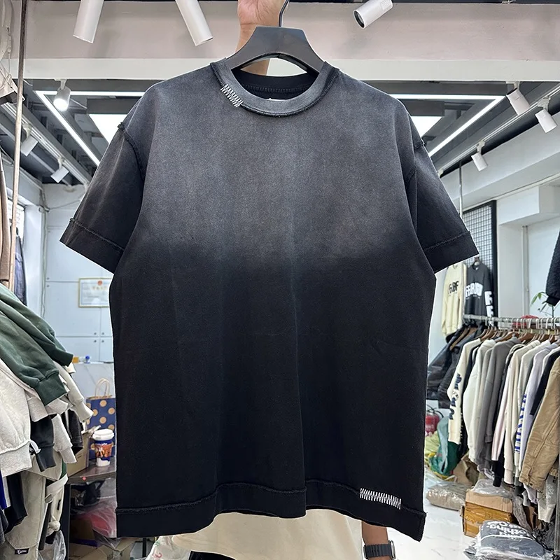 Футболка с короткими рукавами круглым вырезом и принтом