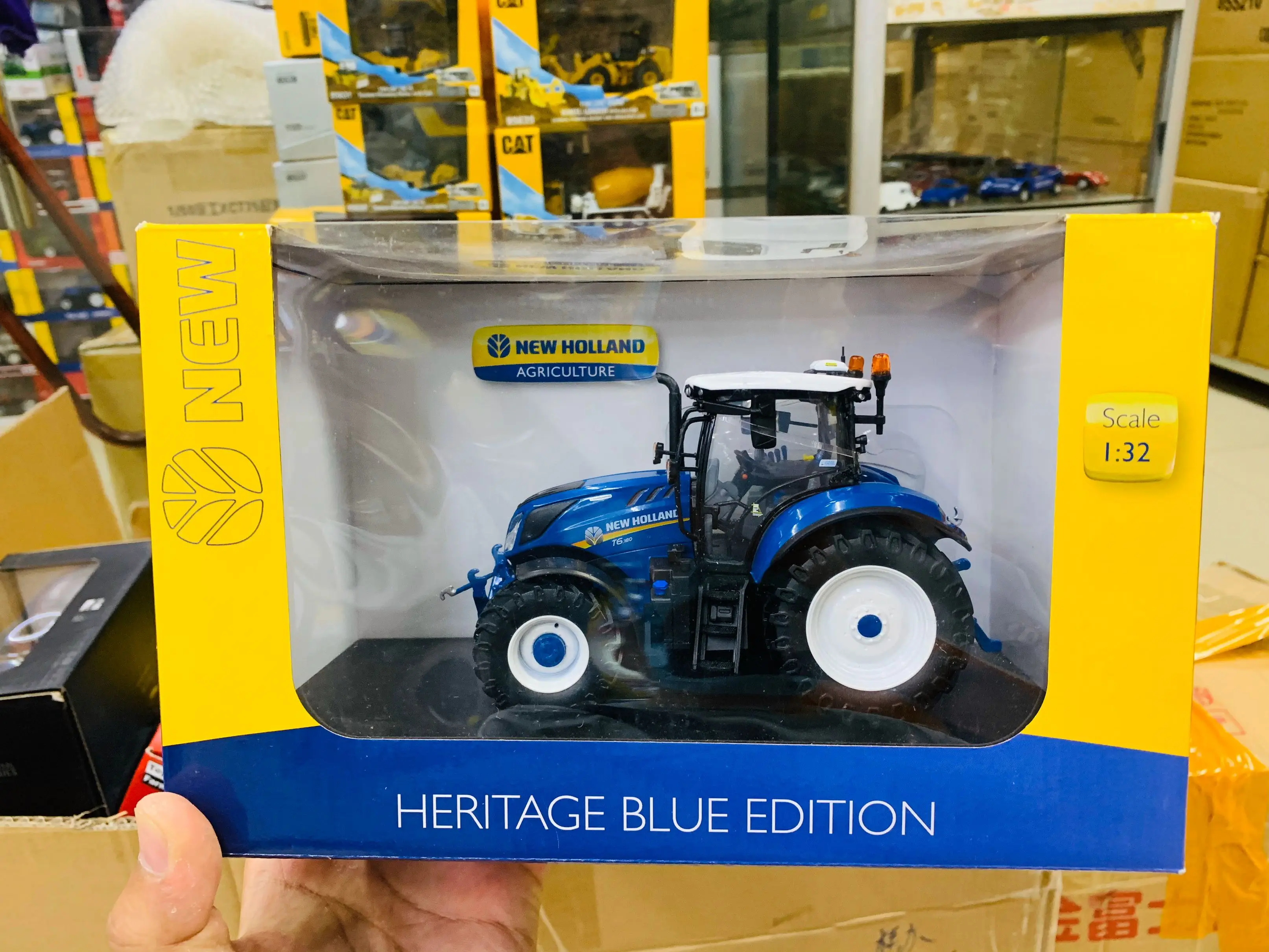 

1:32 Scale Die-Cast Model New Holland Heritage Blue Edition Agriculture Tractor UH6234 New in Box