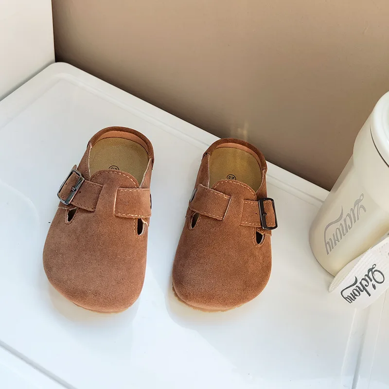 

Spring 2023 New Children's Barefoot Slippers Popular Online for Boys and Girls' Versatile Half Wood Bran Shoes