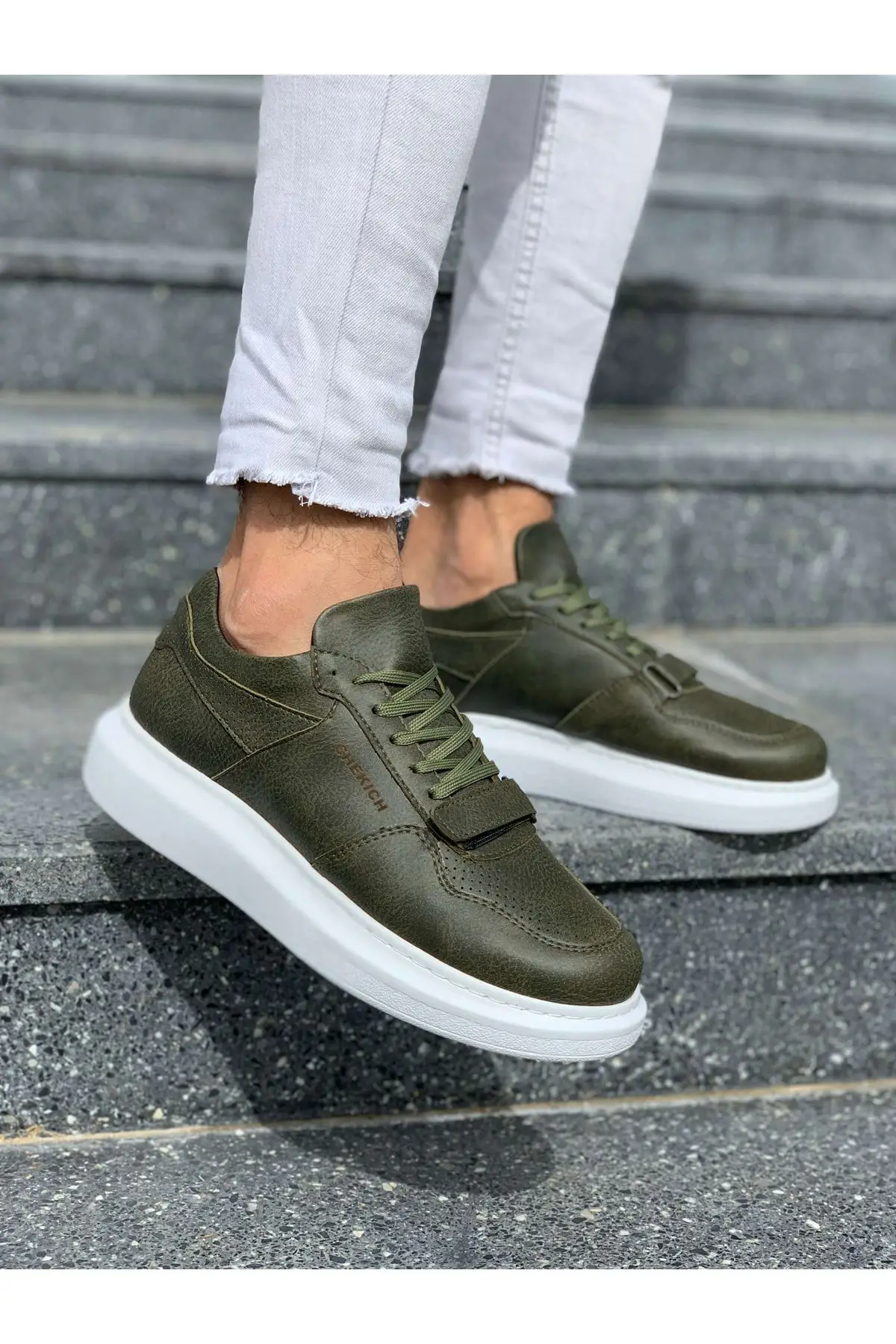 

BM кроссовки для мужчин костюм красного цвета Лоферы для мужчин; Повседневная обувь на платформе; Удобные гибкие Модные женские кожаные свад...