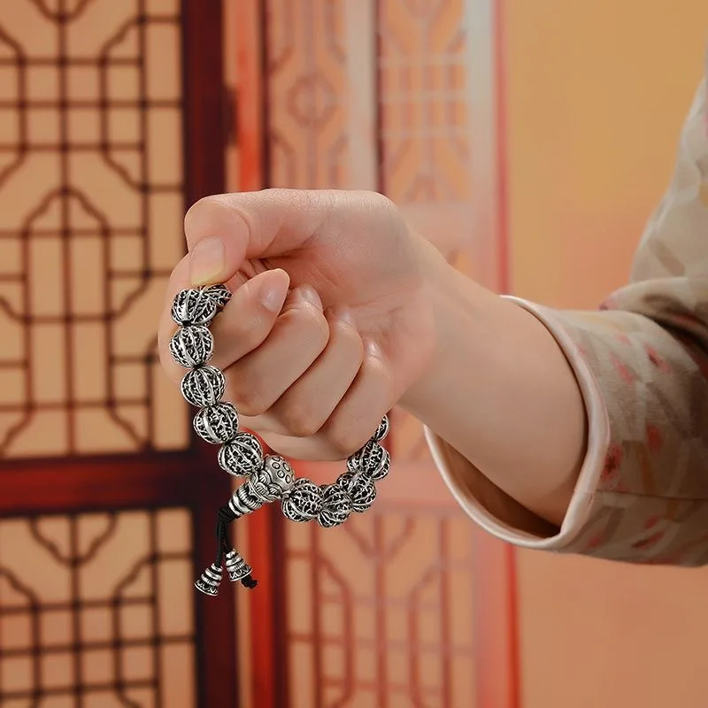 

Vintage Walnuts Beaded Silver Bracelet for Men Elastic Force Bead Domineering Bracelet Wrist Chain Men Party Crowd Jewelry Gift