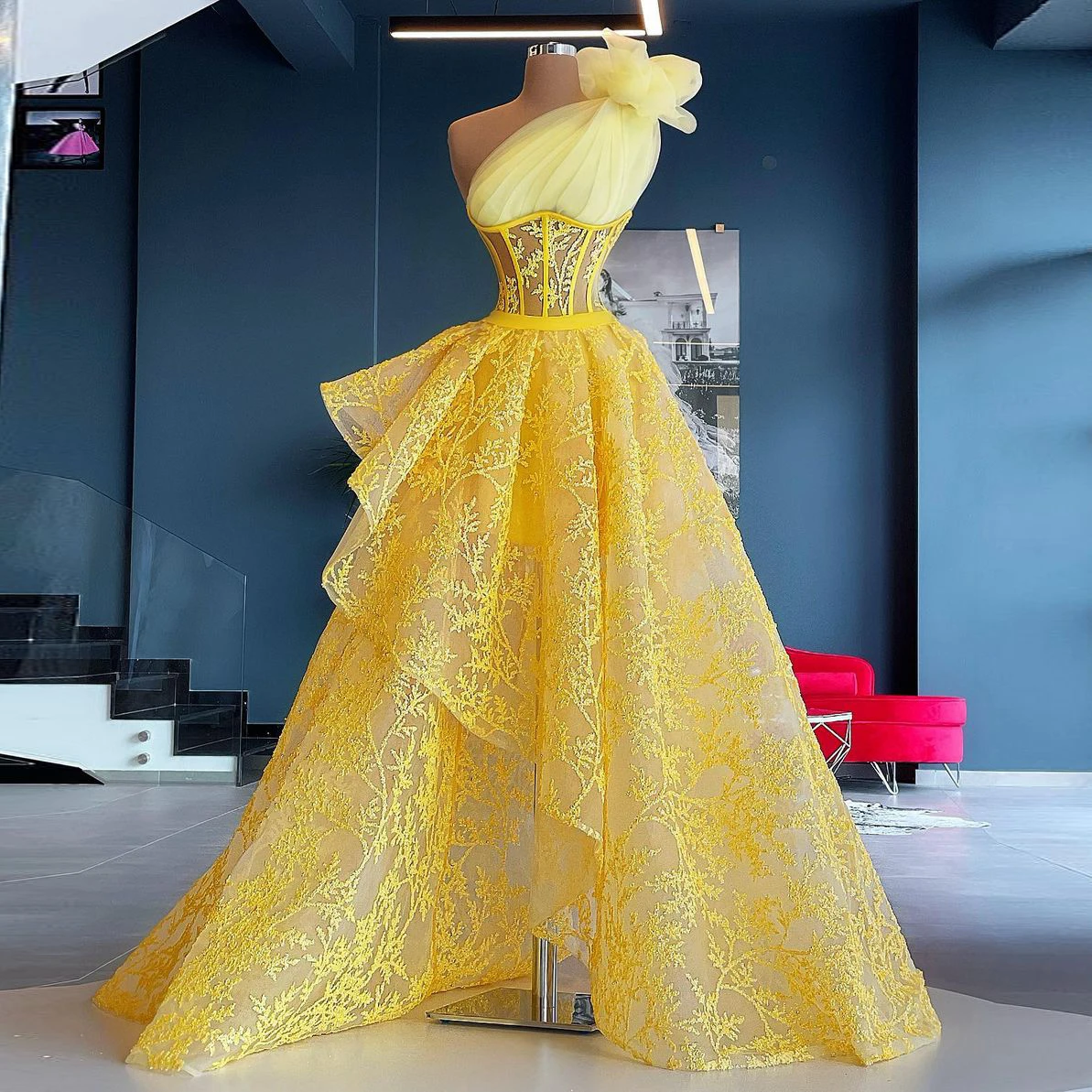 

Yellow Long Prom Gowns Applique Boning Lush Draped Princess Lace Up Back Party Dress Formal Dresses Tulle Custom Made