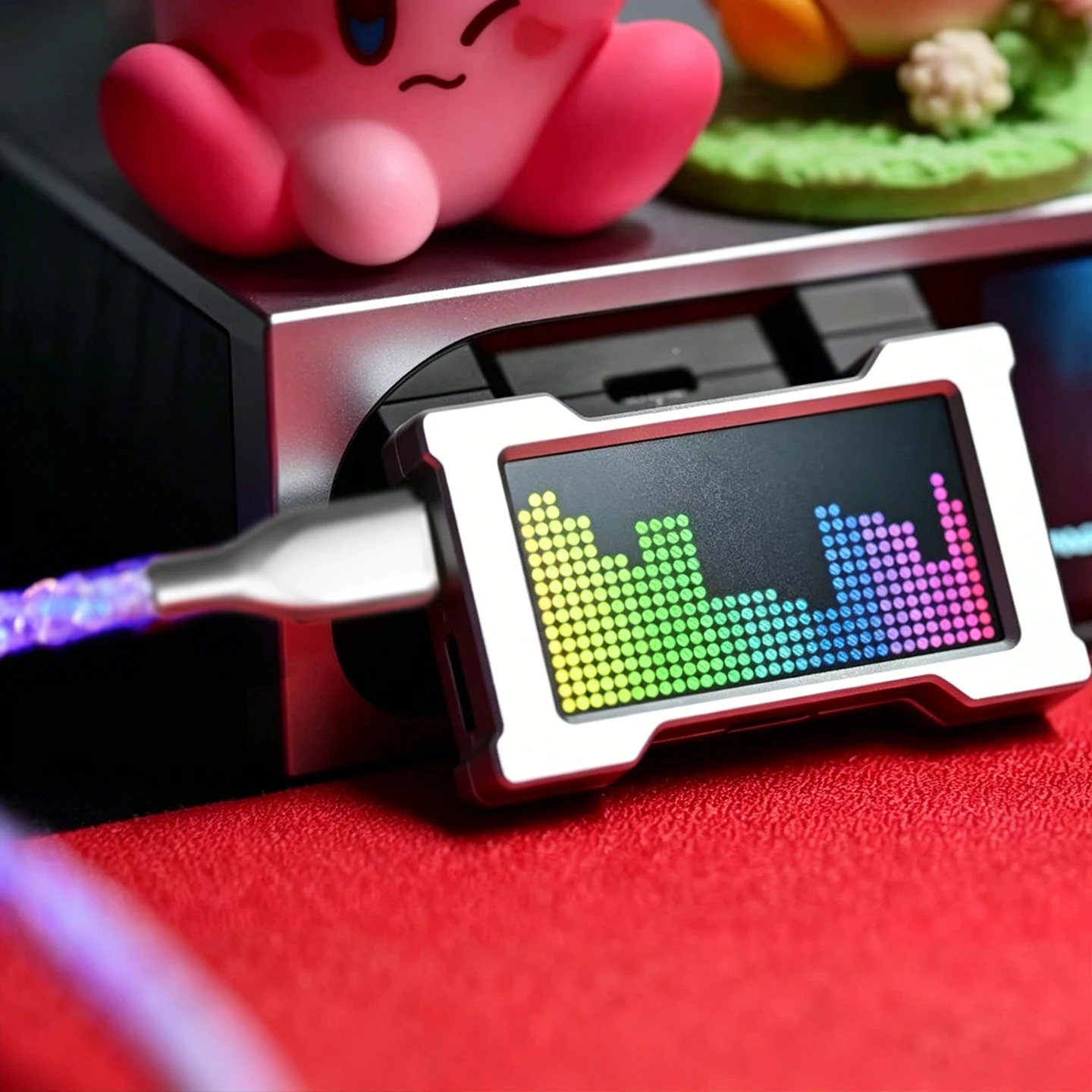 Игровой USB-хаб HMHUB — 2 входа, 3 выхода, 8K, независимое питание, с экраном для создания игровой атмосферы на рабочем столе (art.: 3920da7701c77) - 3920da7701c77