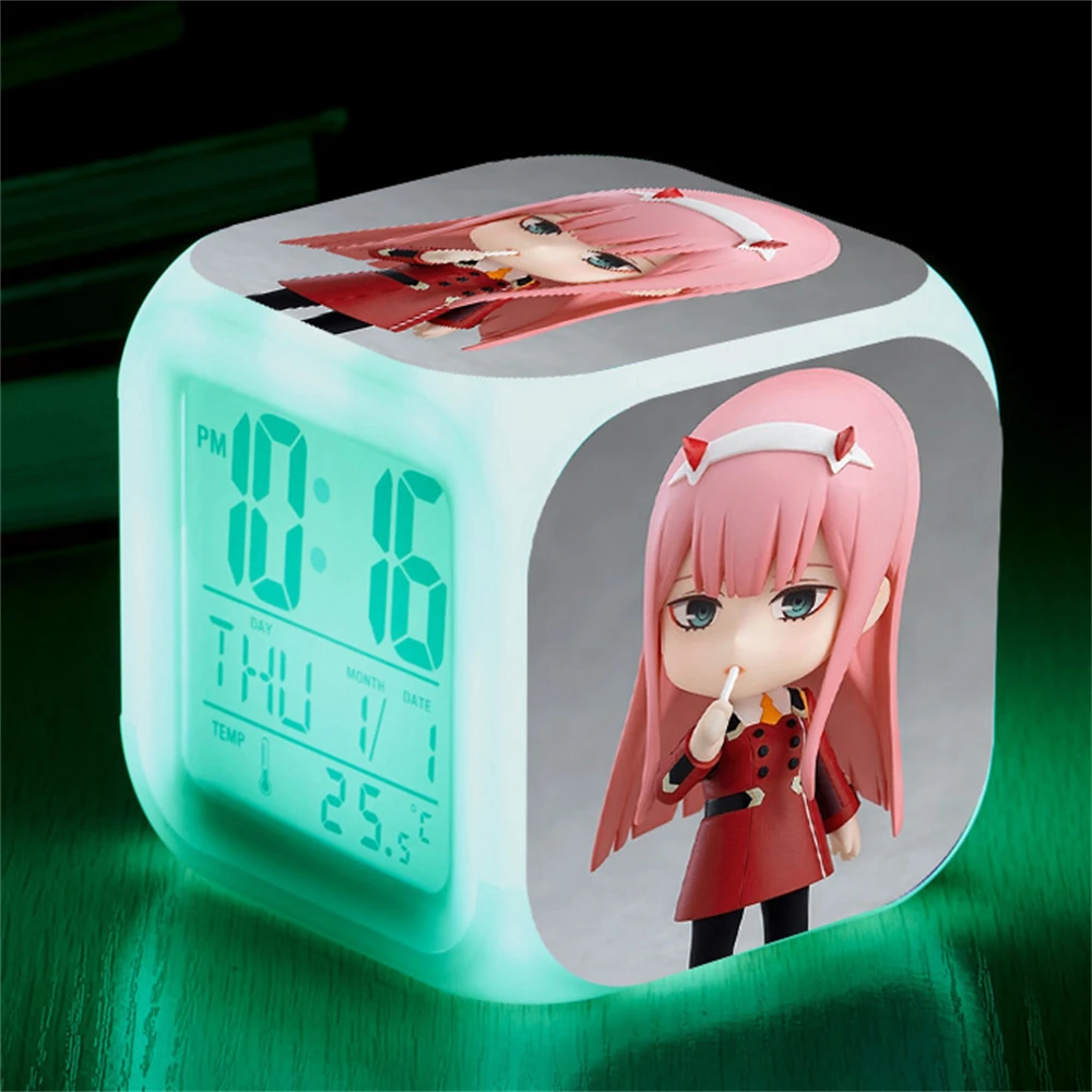 

Светодиодный Будильник HIRO ZERO TWO ICHIGO Strelizia Delphinium с изображением героев аниме Darling in the FranXX 02