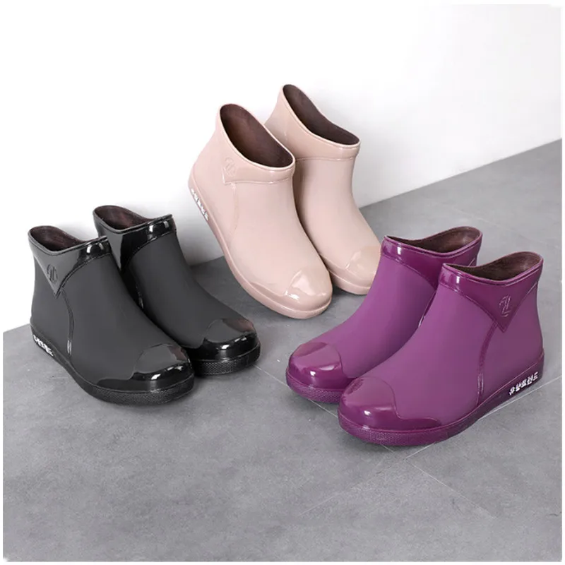 Women's Short Ankle Rain Boots 2022 New Lightweight Chelsea Boots Non-slip Waterproof Ankle Rainboots Females Footwear X0136