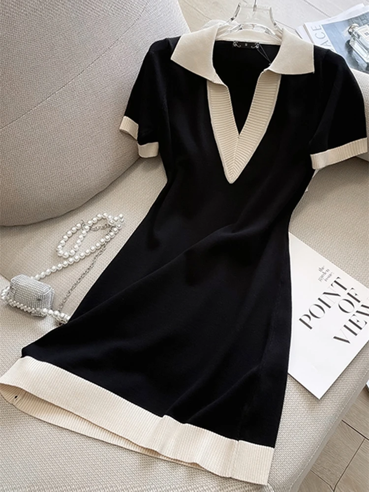 

POLO Collar Short-sleeved Knitted Black Dress Summer New Hit Color Straight Loose V-neck T-shirt Short Skirt Base Layer Shirt