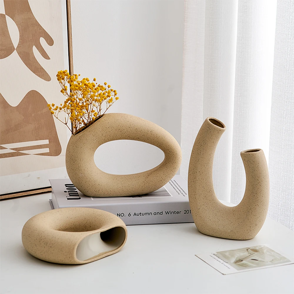 

Nordic Ceramic Vase Home Decoration Abstract Art Vase Living Room Decoration Flower Vase for Flower Arrangements Christmas Decor