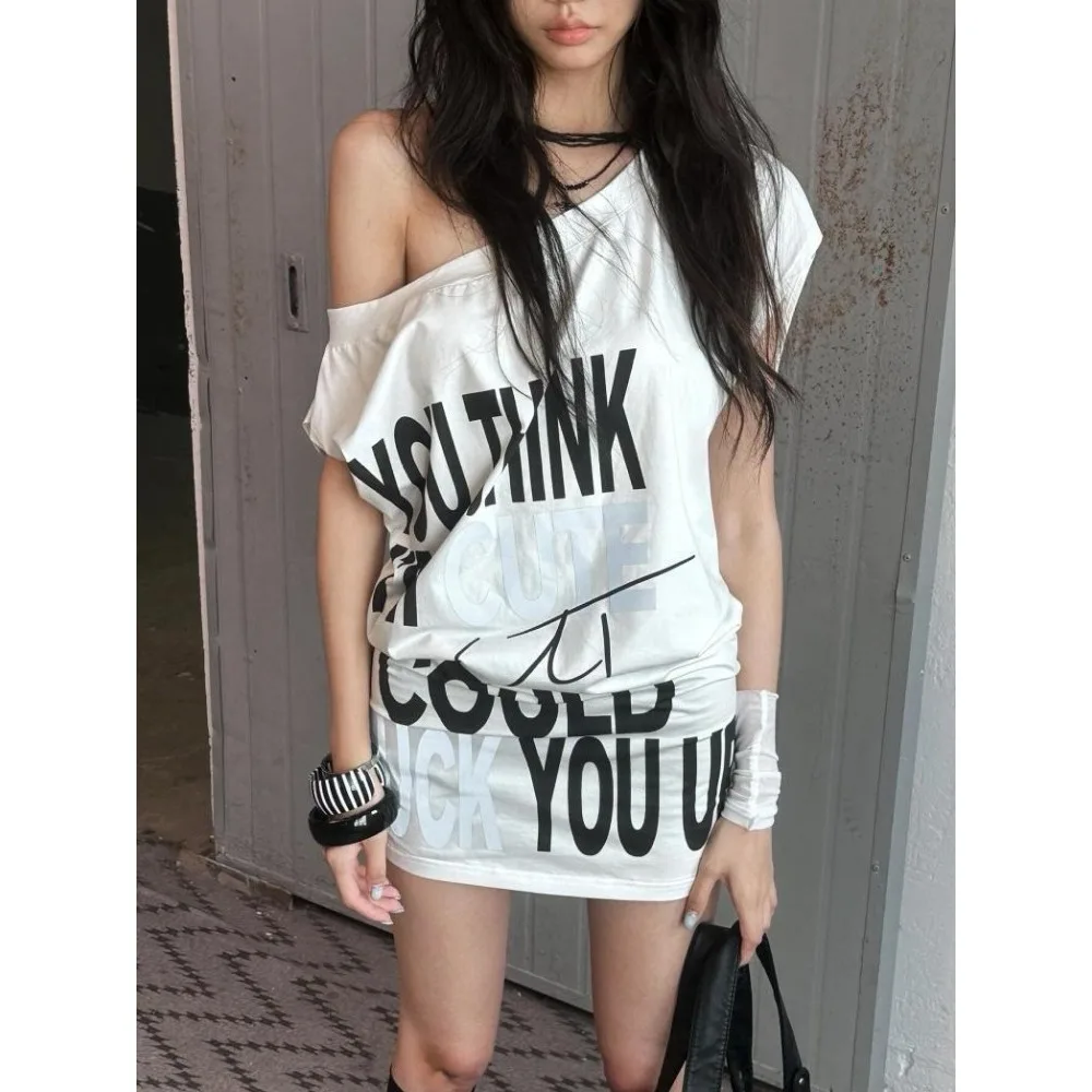 Женское плиссированное платье с косым воротником пикантное облегающее