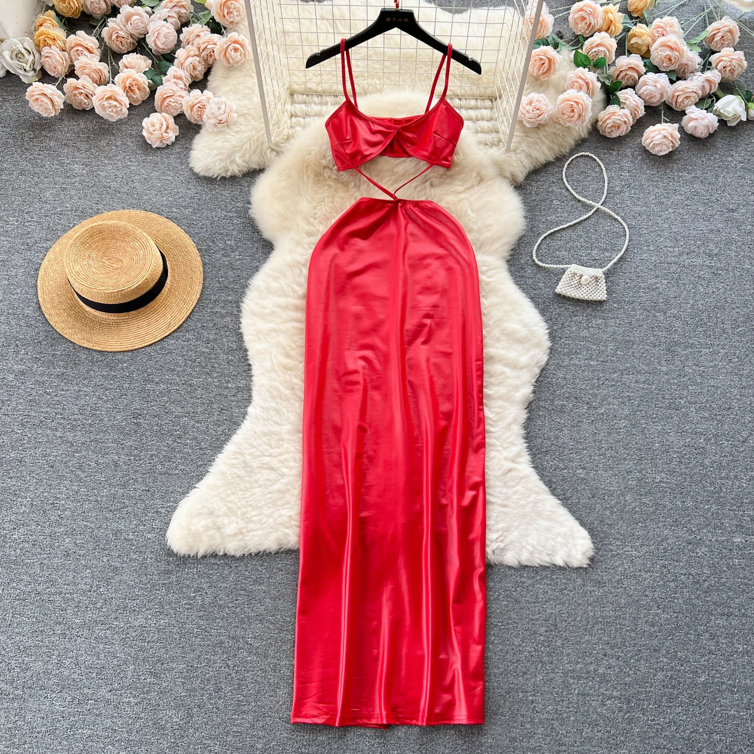 

Женское платье-макси на бретелях-спагетти, Красное ажурное цельное платье из искусственной кожи без рукавов с V-образным вырезом и разрезом сзади, лето