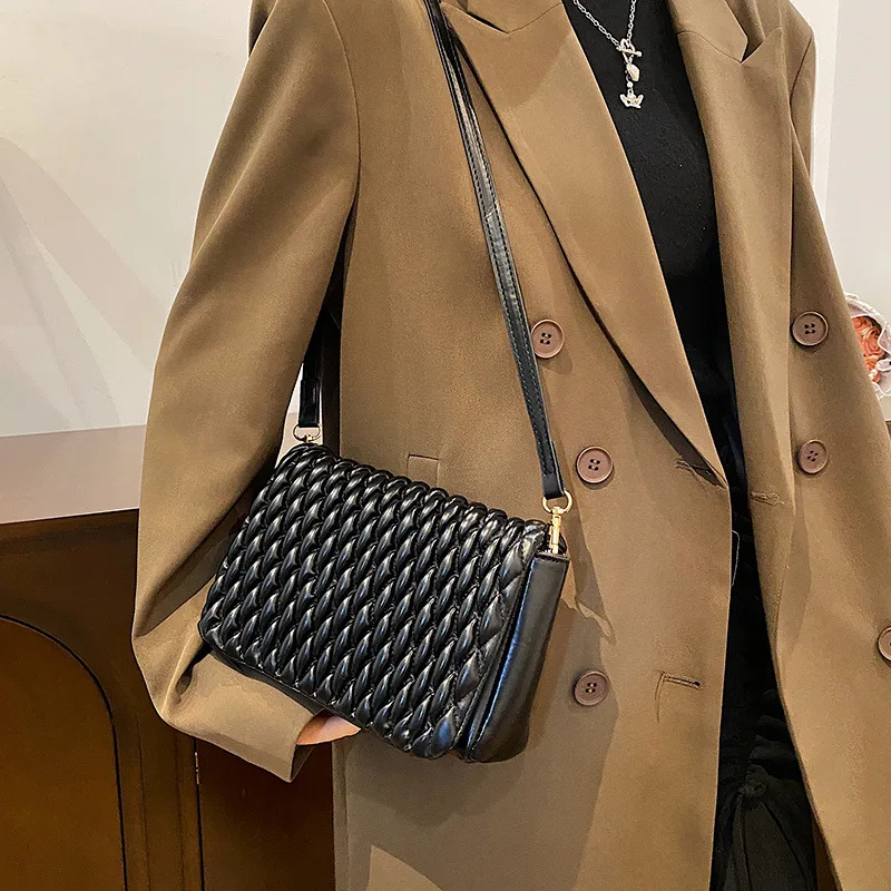 High-End Ladies Shoulder Bag 2022 Trendy Vintage Niche Rhombus Envelope Messenger Bag Small Square Bag Ladies Crossbody Bags