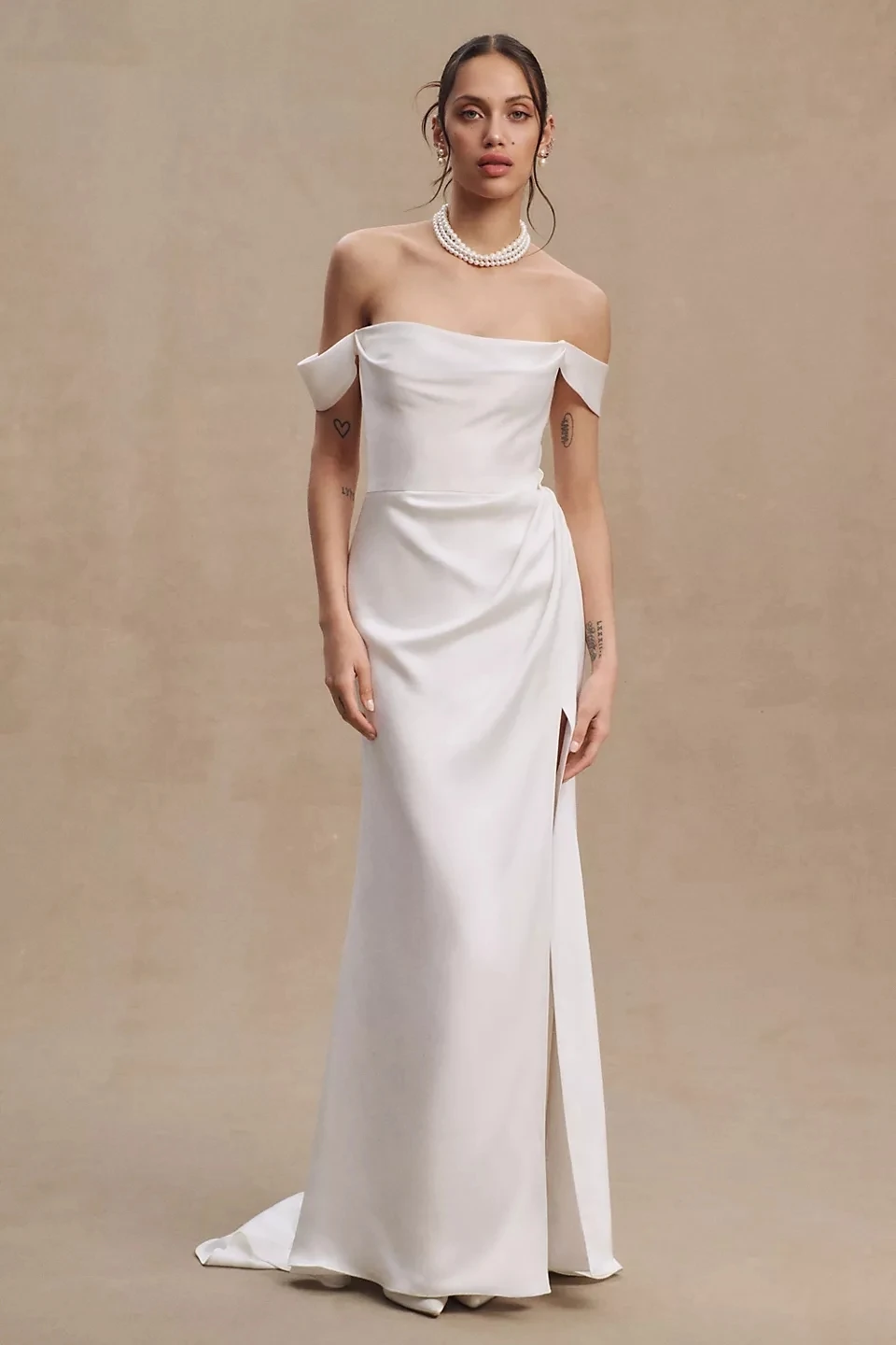 Женское атласное свадебное платье It's yiiya