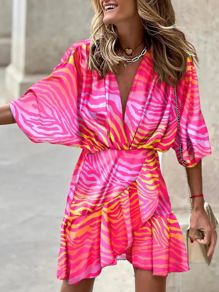 Женское праздничное мини-платье с глубоким V-образным вырезом повседневное