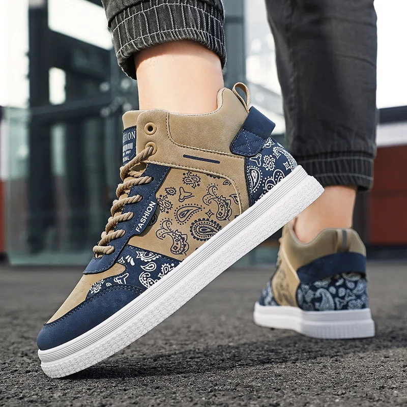2022 New Fashion Printed Skateboard Sneakers for Men Women Breathable High-top Board Shoes Men Flat Non-slip Sport Man Sneakers