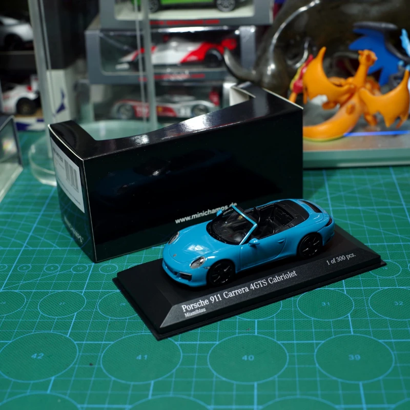 

MINICHAMPS 1/43 Porsche 911(991.2) 4GTS Convertible Blue Alloy Car Model Collection Ornament Gift