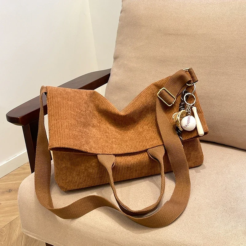 Высококачественные вельветовые сумки через плечо с застежкой новинка 2025 большие