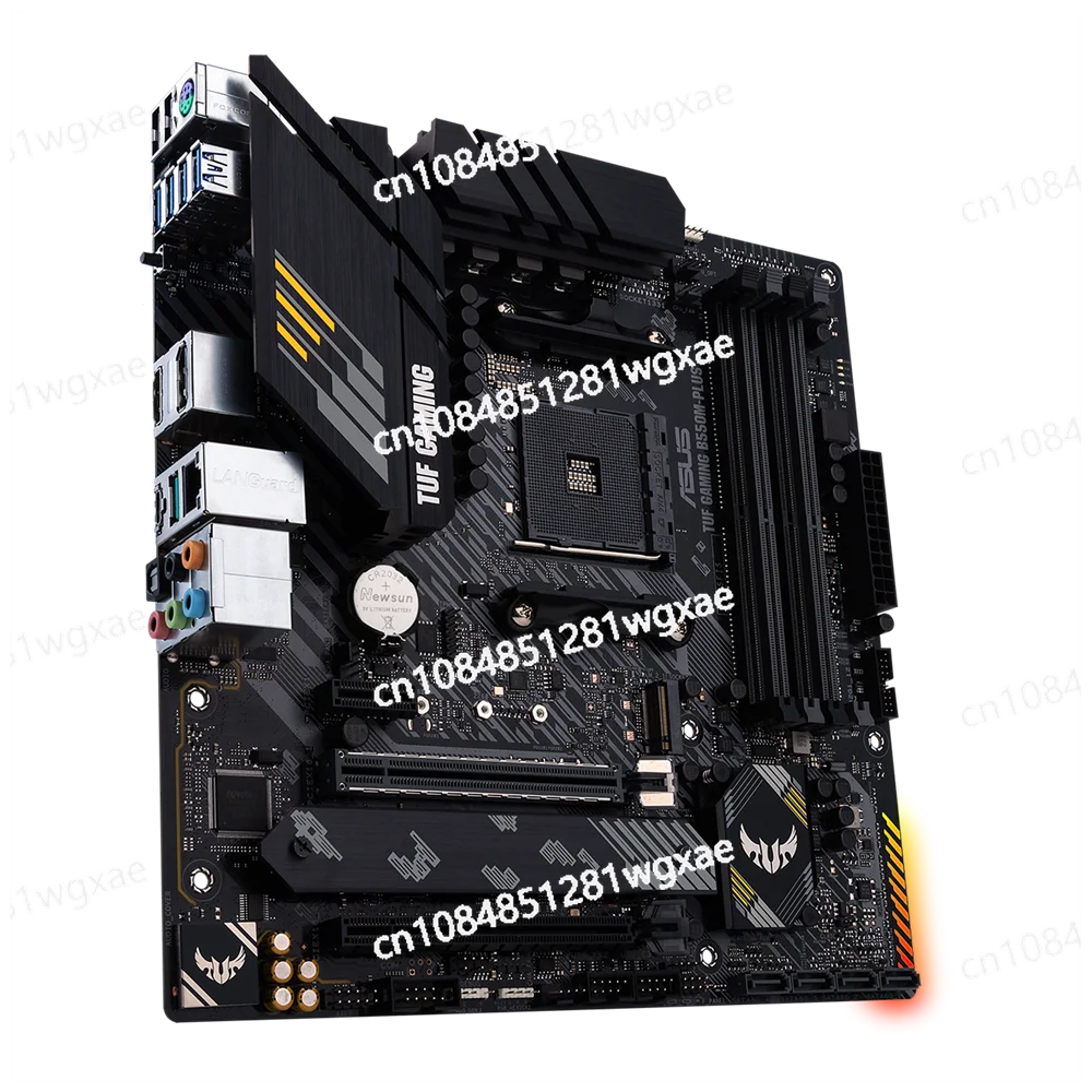 

Материнская плата GAMING B550M-PLUS