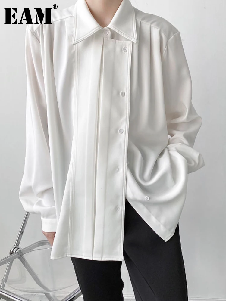 

[EAM] Women White Irregular Pleated Big Size Blouse New Lapel Long Sleeve Loose Fit Shirt Fashion Spring Autumn 2023 1DF0881