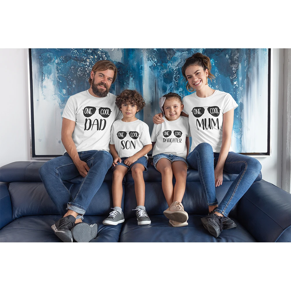 

Семейный костюм, комбинезон для новорожденных, одежда для маленьких мальчиков и девочек, повседневные Семейные костюмы, летние модные улич...