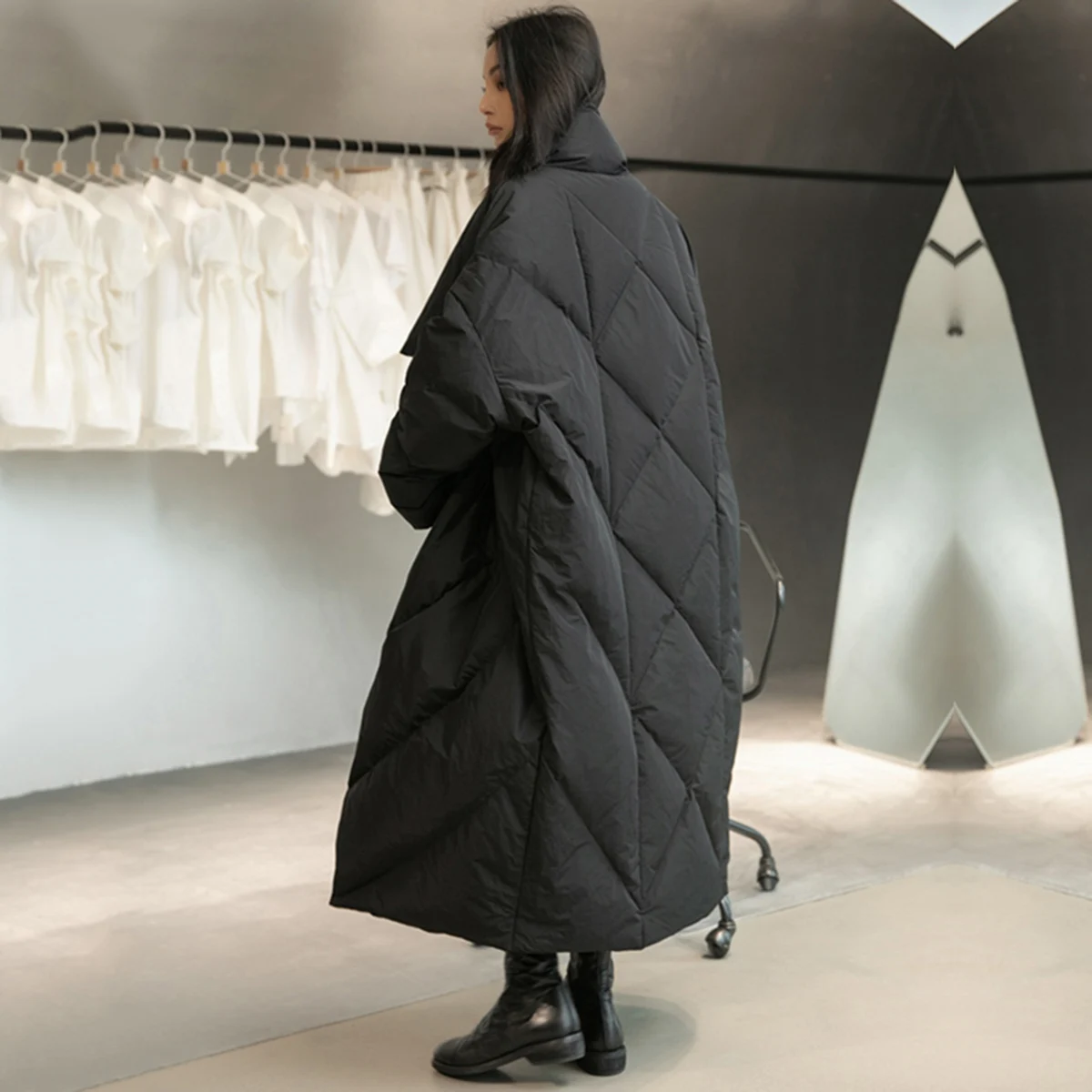 Yeezzi Winter Fashion Casual Female Coats Black Thicken Solid Color Warm Irregularity White Duck Down Coat for Women 2022 New