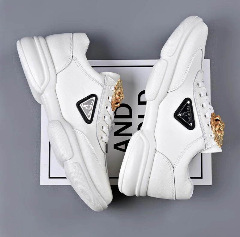 Новая повседневная кожаная обувь мужская дышащая модная трендовая на мягкой