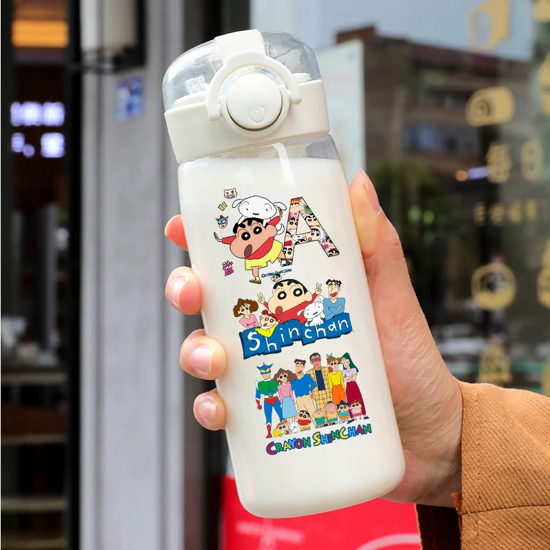 Фото Чашка для воды Crayon Shin-chan, 400 мл, большая емкость, из пищевого пластика, термостойкая, с рисунком аниме, для мальчиков и девочек, студенческая чашка, подарок №1