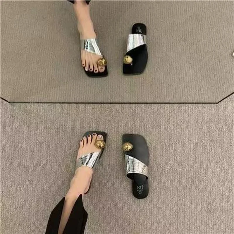 Новые летние брендовые тапочки женские уличные шлепанцы женская обувь