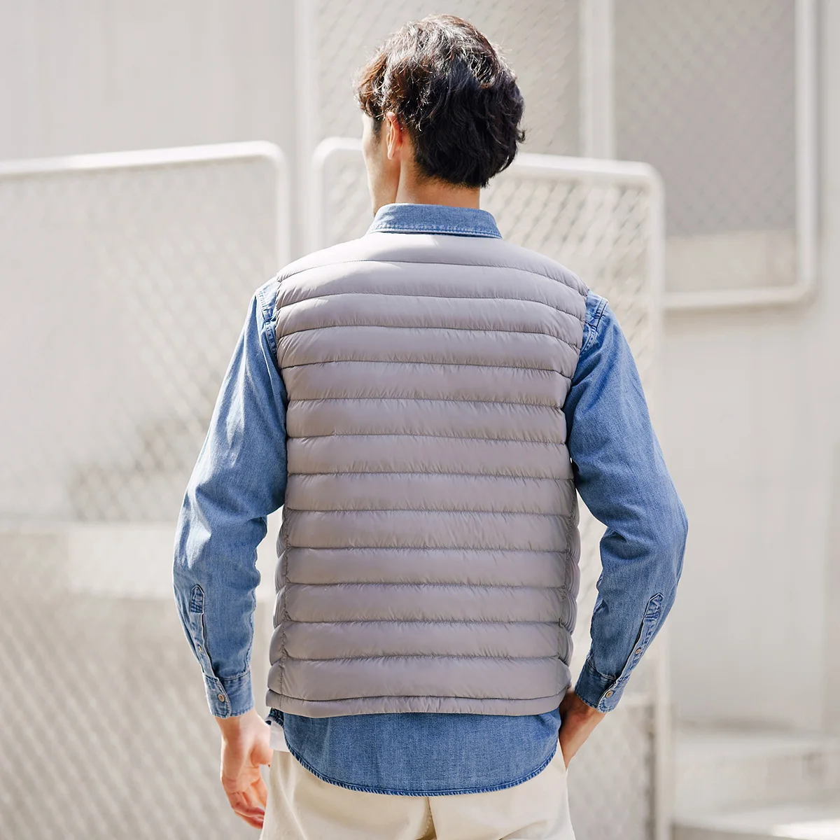 TANBOER Filling Power 600+ Figure Flattering Winter Vest Solid  90% Duck Down Sleeveless Packable Jakcet TF216011