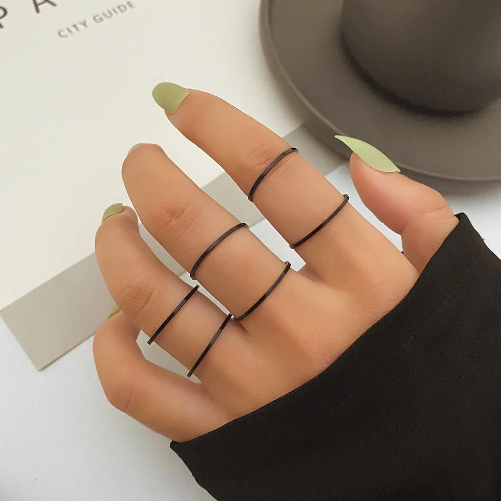 

IPARAM New Black Paint Coating Metal Rings Set for Women Men Concise Fine Round Finger Ring Punk Fashion Jewelry Party Gifts