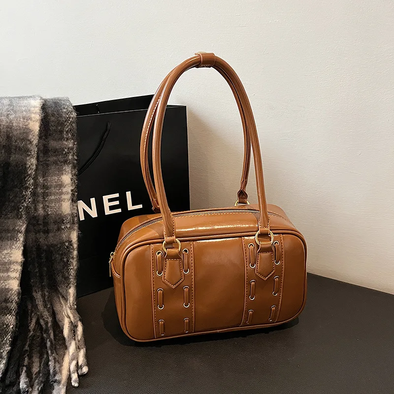 Женская сумка в стиле ретро осень 2024 новая универсальная на плечо большая